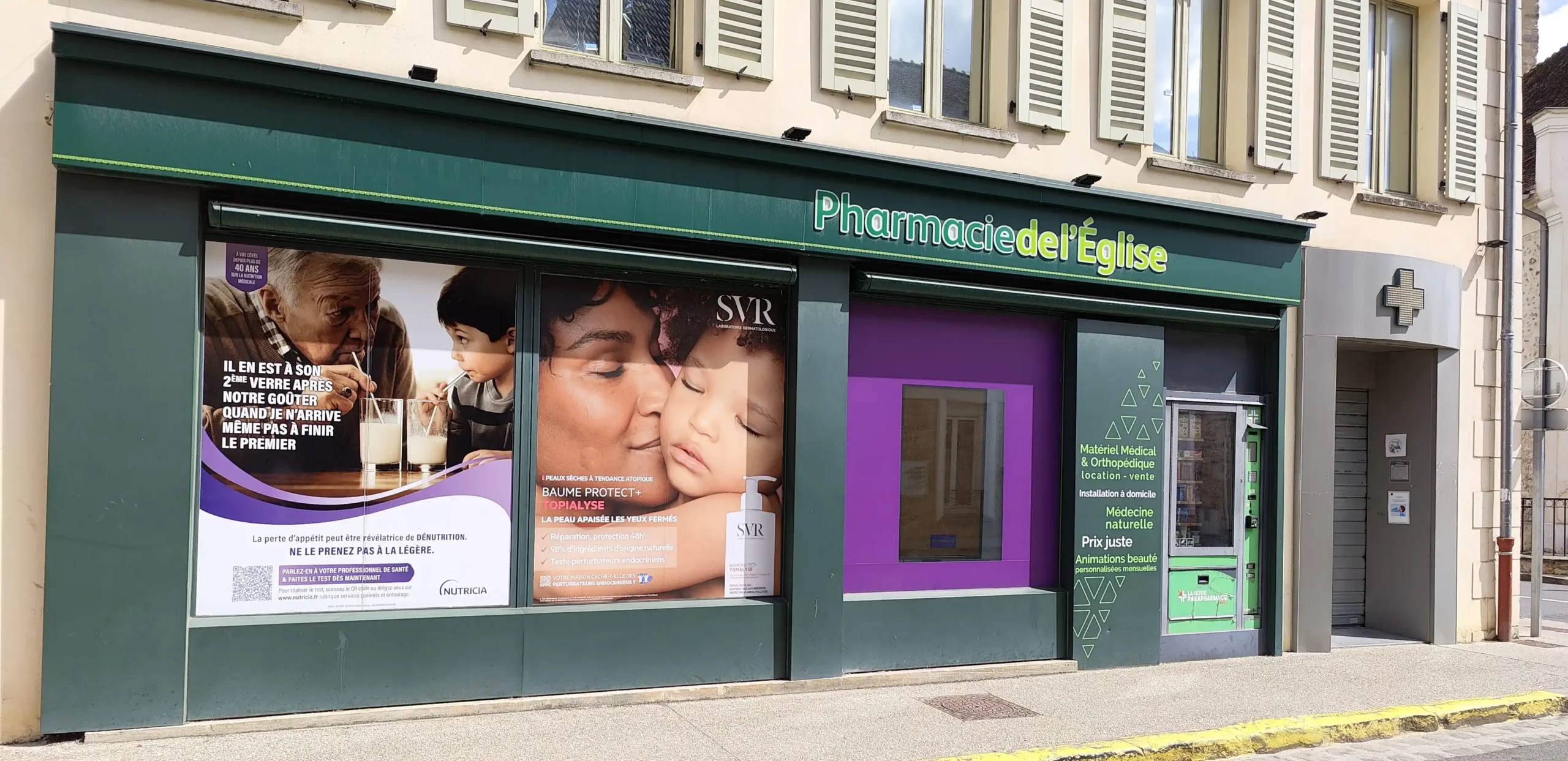 Devanture de la Pharmacie de l'Église - Groupement Nextypharm